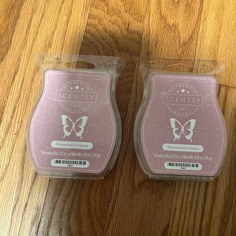 Scentsy rosewood and freesia wax bars